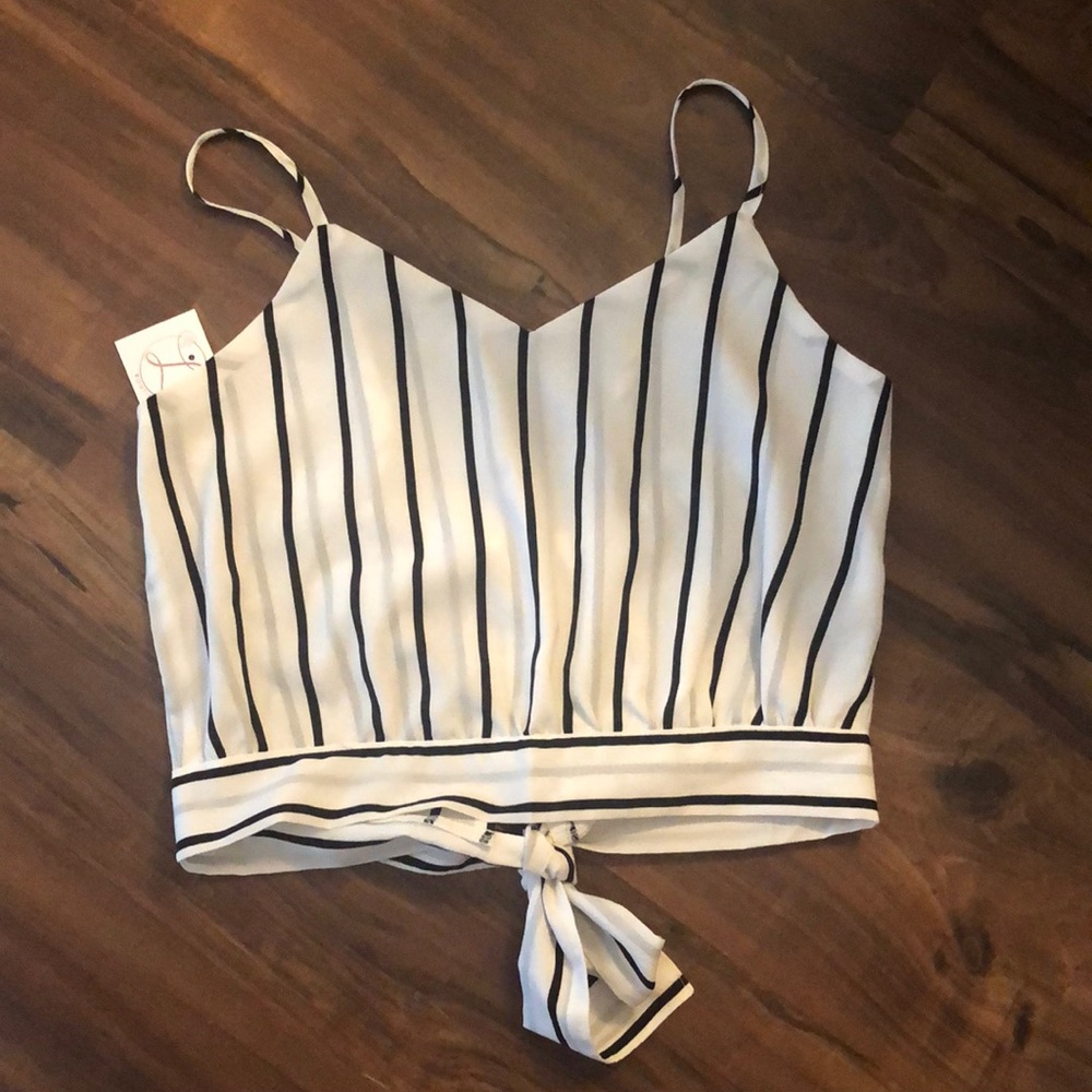 Black and White Crop Top NWT